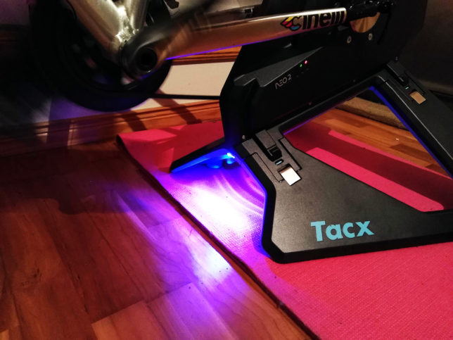 Tacx（タックス）NEO2 Smartのインプレッション（Wiggleで激安購入 