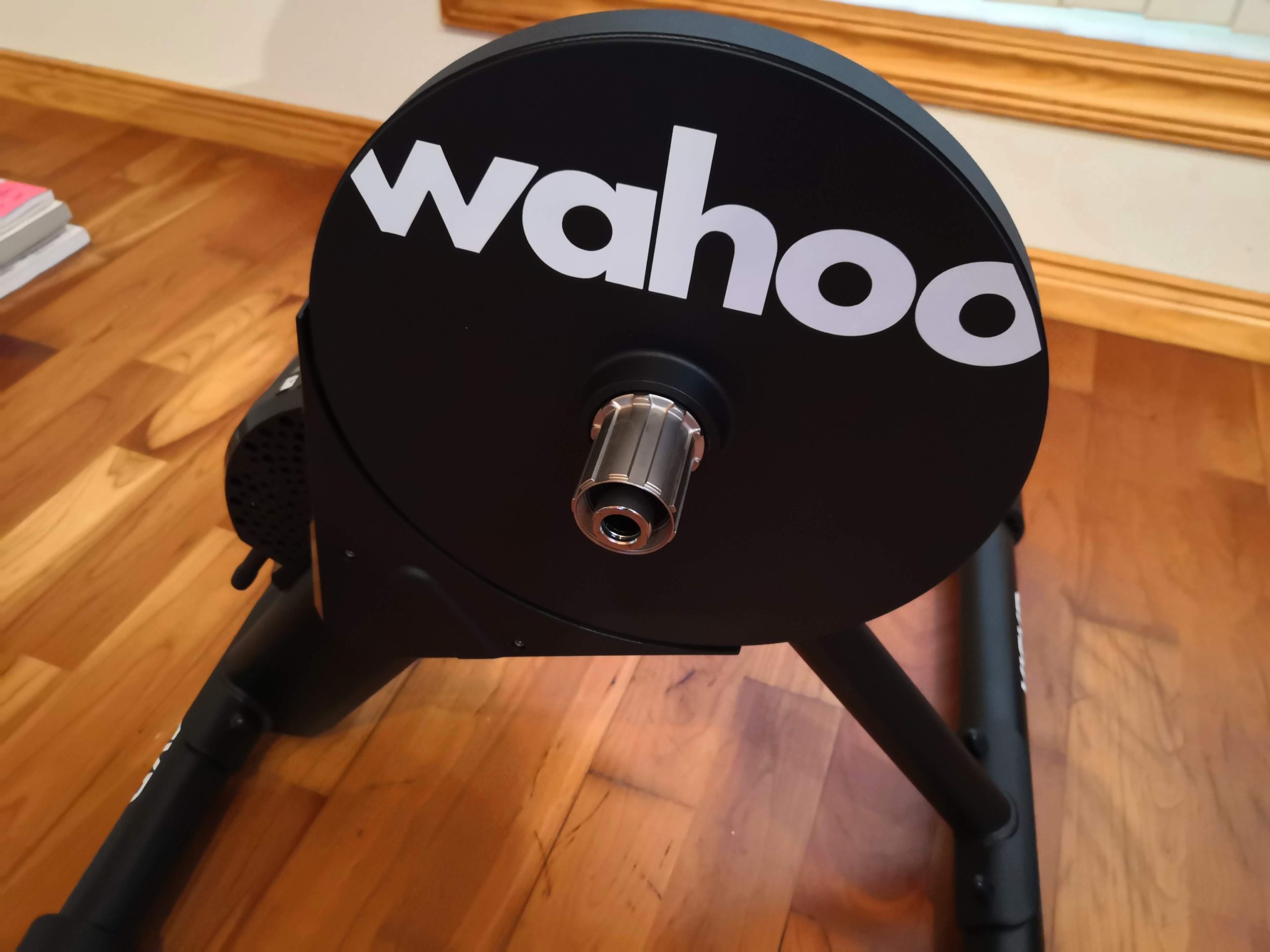 Wahoo KICKR CORE スマートトレーナーのインプレッション | アフログ