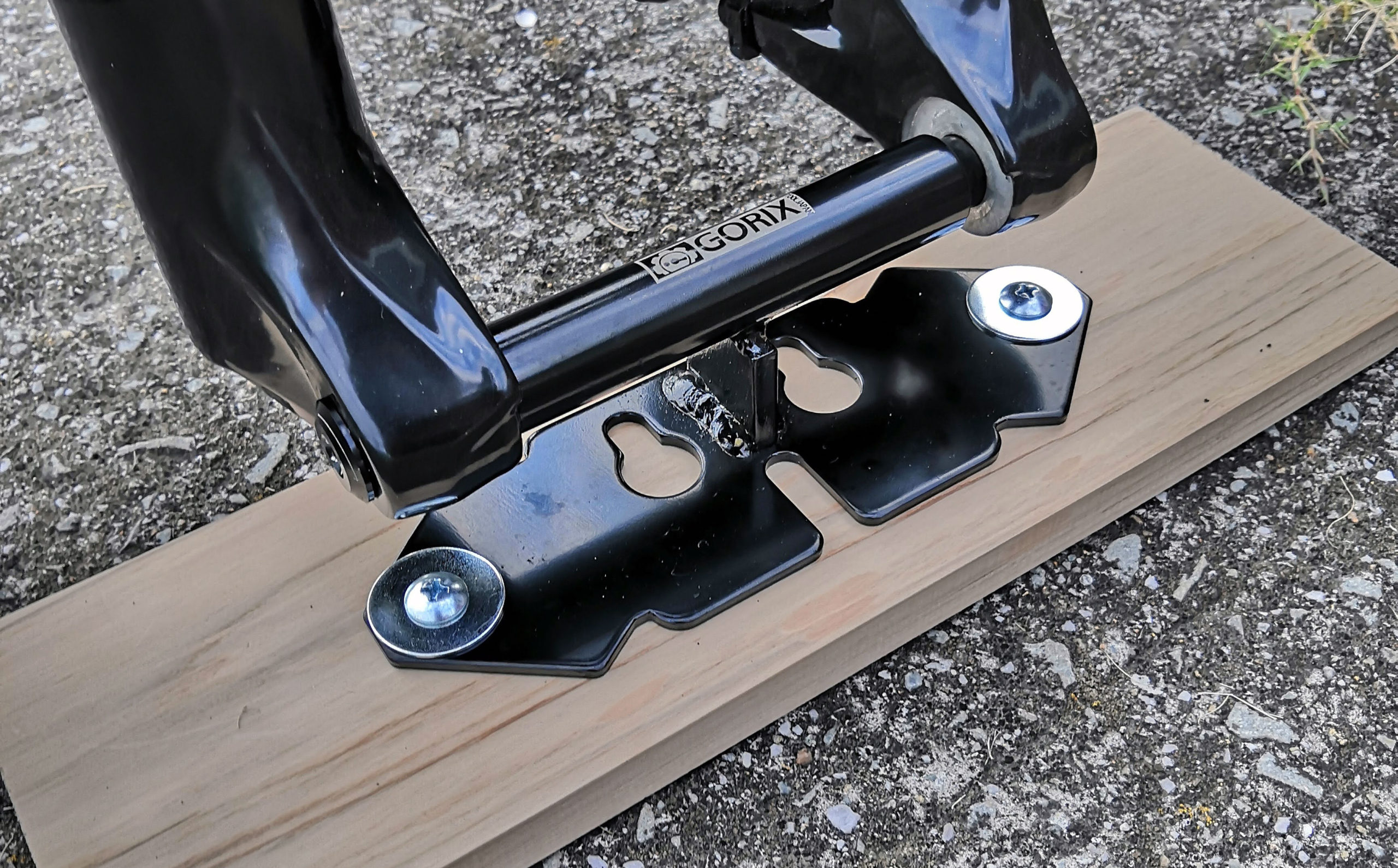スルーアクスル用のマウントを自作する方法 Mtbやディスクロードバイクを車載する のに ぴったり アフログ